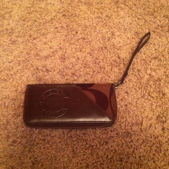 Coach Clutches & Wallets - Coach wallet wristlet!!