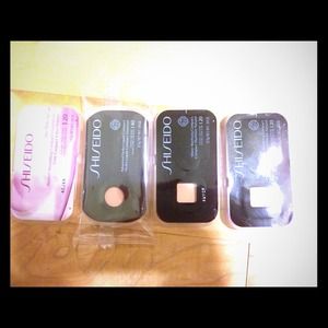 Compact Foundation in sample sizes