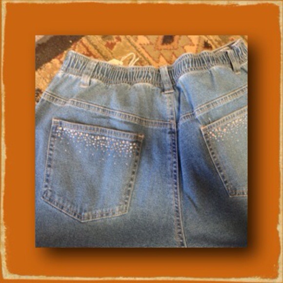 🎀FINAL REDUCTION ON THESE NWOT🎀BLACK AVAIL TOO! - Picture 3 of 4