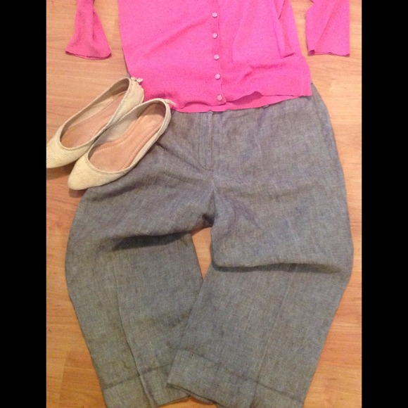 SOLD ~~Ann Taylor tweed Linen capris 12