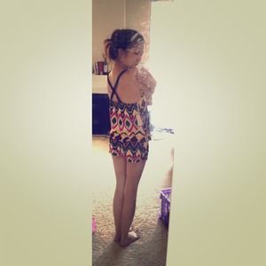 Patterned crisscross back Romper. SIZE S NEW