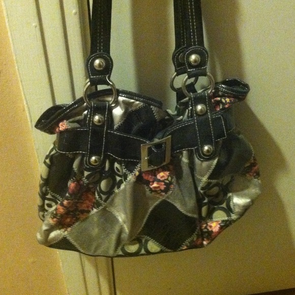 Purse - Picture 2 of 2