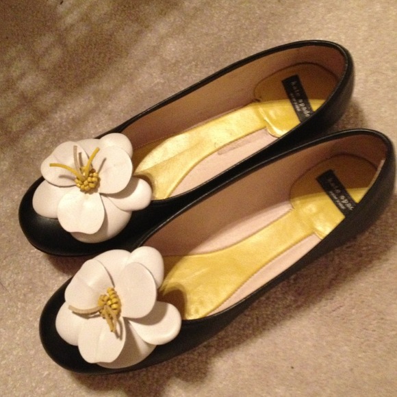 Kate Spade Black Flower Flats 8. 1/2