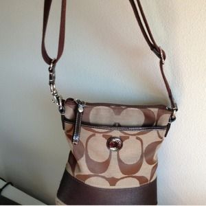 🚨Reserve🚨Coach crossbody