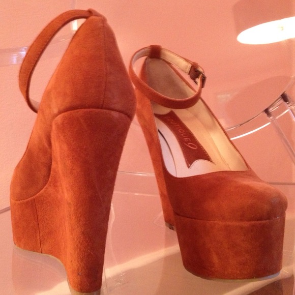 Boutique 9 Shoes - ✨REDUCED✨ Boutique 9 Orange Wedges