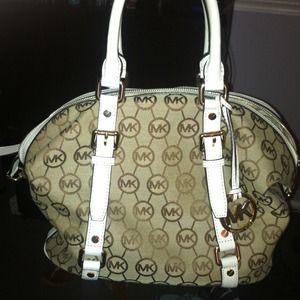 Michael Kors Bedford satchel barely used