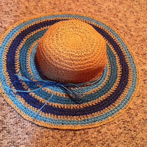 TRADING - Picture 2 of 2