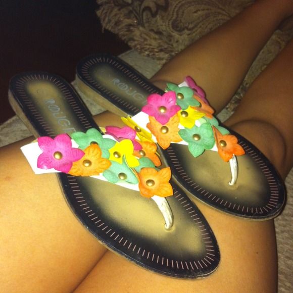 Sandals ❤😍