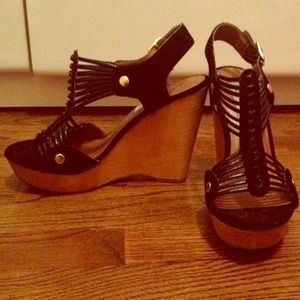 Steve Madden black suede & leather wedges
