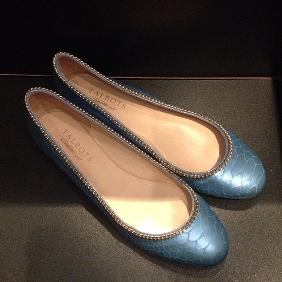Talbots metallic blue flats