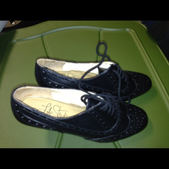 FLASH SALE New Life Stride Oxford lace-up heals