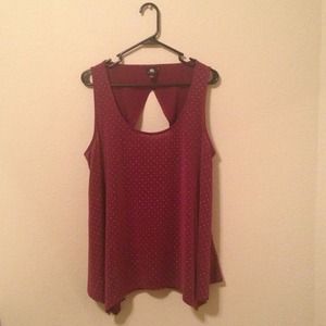 Maroon top