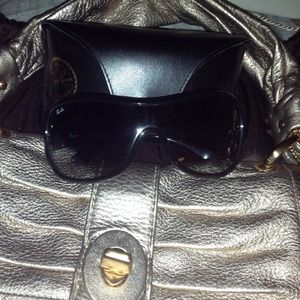 Rayban sunnies RESERVE