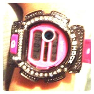 Hot Pink G Shock w bling <3