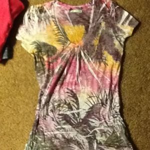 Multi colored t-shirt