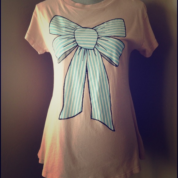 🚫SOLD In Bundle Wildfox Couture Marie Bow