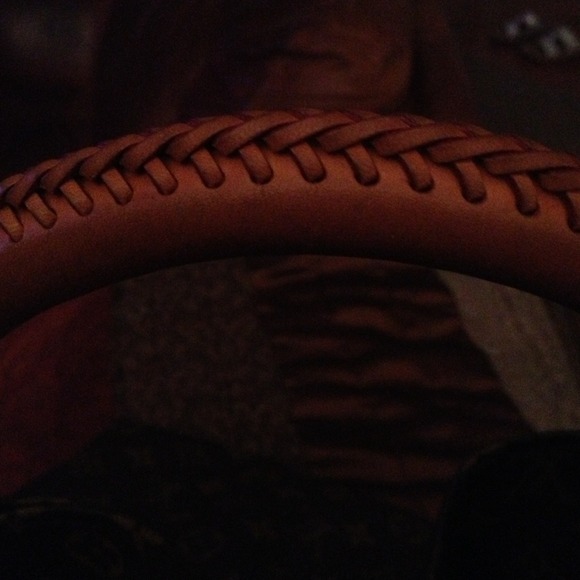 New - Picture 2 of 4