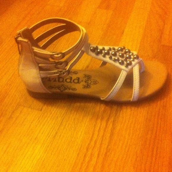 SOLD - Picture 3 of 4