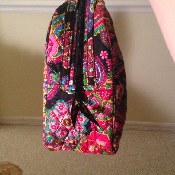 💠SOLD💠Colorful Vera Bradley lunch bag! - Picture 2 of 2