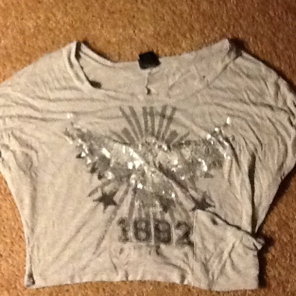 Crop t-shirt from buckle never worn