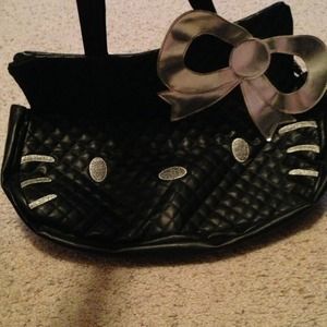 Hello kitty purse!