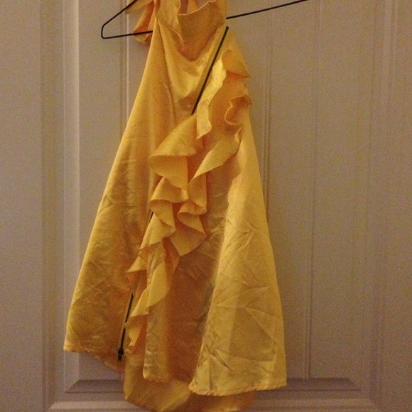 Backless top - Picture 3 of 3