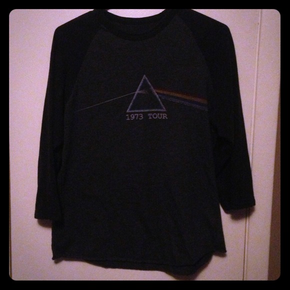 Pink Floyd shirt
