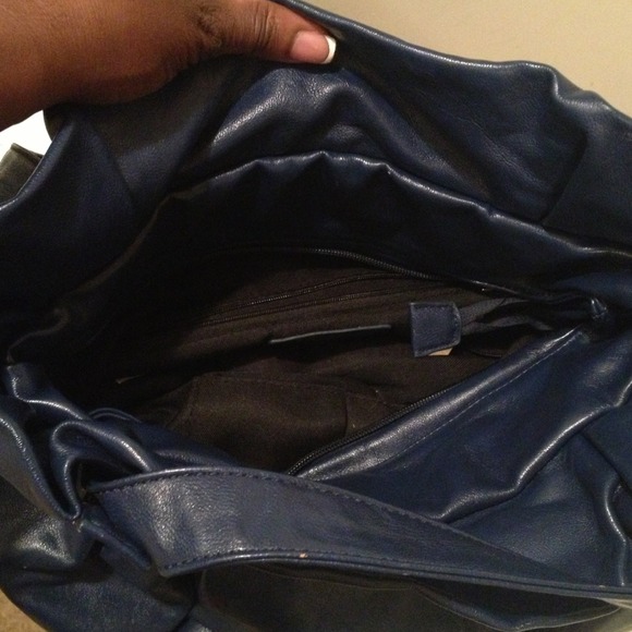 Handbag - Picture 3 of 3