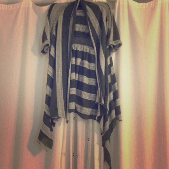 Green and Gray Sweater Wrap