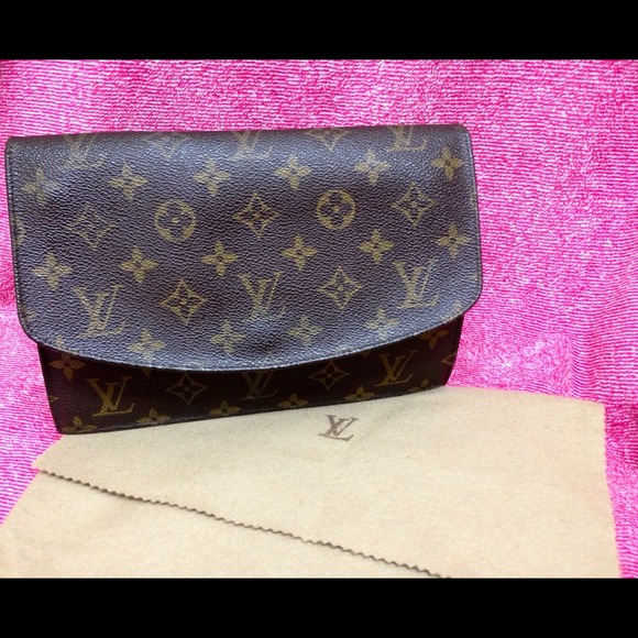 🔴SOLD 💋✌💯% Authentic LV - Picture 1 of 4