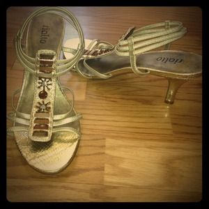Gold strappy heels. Size 9. Comfy and cute!