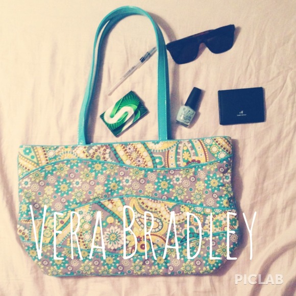 ⚠️REDUCED✨Vera Bradley bag✨