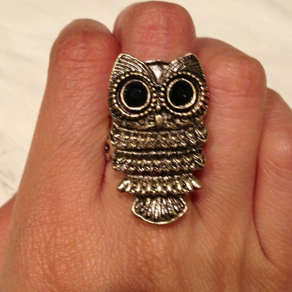 ⛔️SOLD Owl Ring⛔️ - Picture 3 of 3