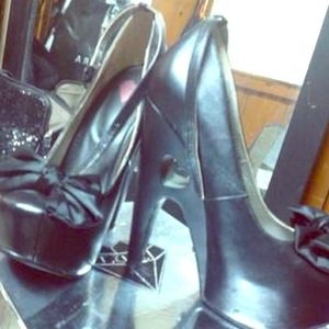 TUK heart shape heels