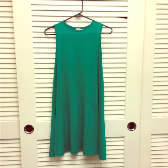 Sleeveless swing dress