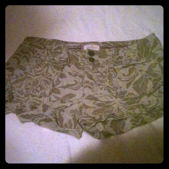 American Eagle short - Picture 1 of 3