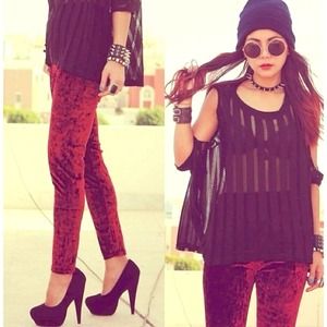 (Host Pick! 🎉) Velvet leggings!