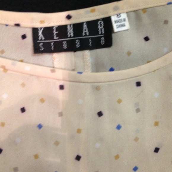 ❌SOLD❌Sheer Shell Tank - Picture 2 of 4