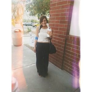 😋🎀 MEET YOUR SELLER 🎀😋