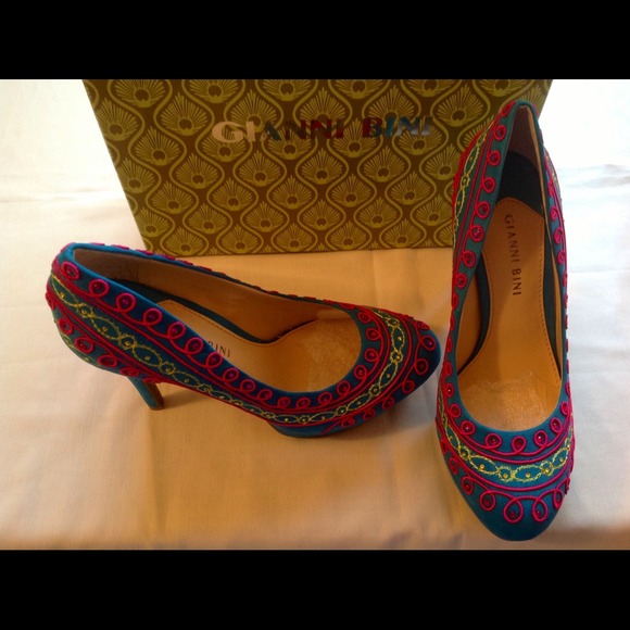 Gianni Bini Shoes Blue Suede Poshmark
