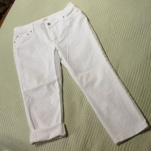 ⬇REDUCED!⬇White Denim Cropped Jeans