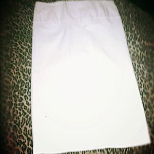 White stretch pencil skirt