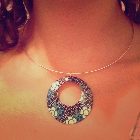 Circle necklace - Picture 1 of 3