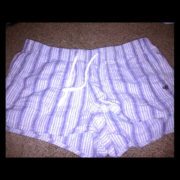 Aritzia shorts in mint condition super comfy