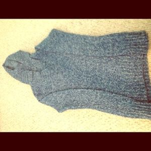 Warm cozy sweater 😍❤