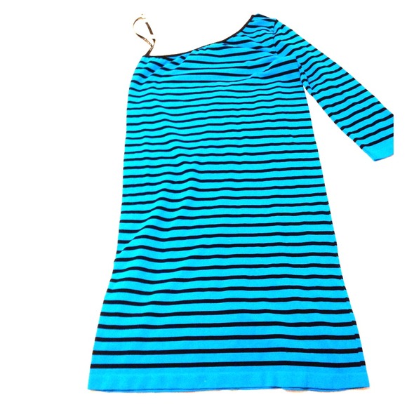 Reduced ! Bebe stretch one sleeve dress