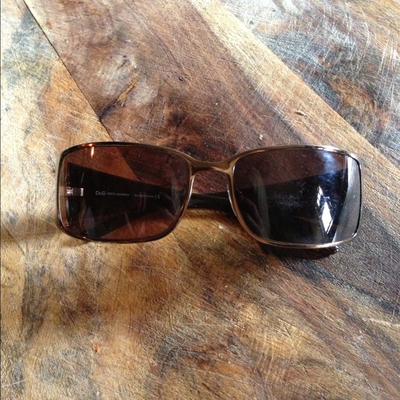 💝Dolce & Gabbana authentic sunglasses💝 - Picture 2 of 3