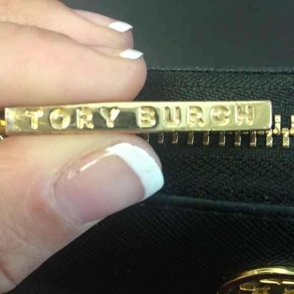 TB wallet and matching purse - Picture 3 of 4