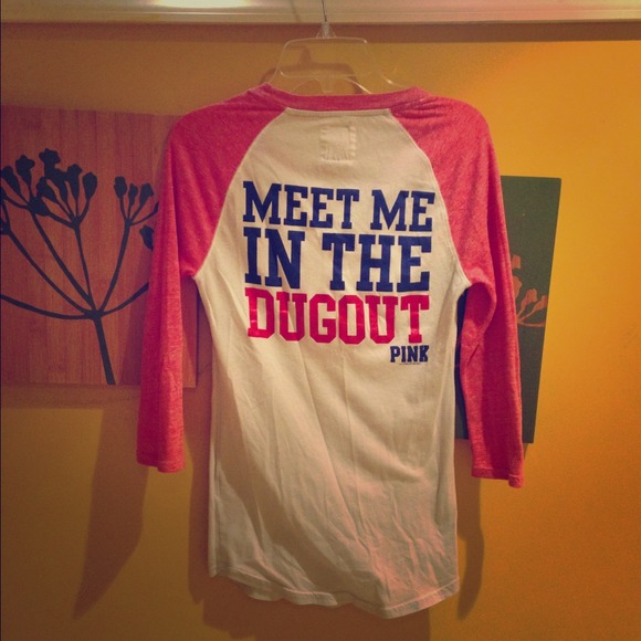 Adorable 3/4 VS Phillies shirt 😍❌sold❌