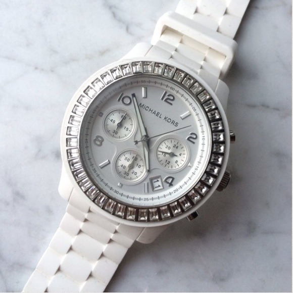 SOLD ❌MICHAEL KORS WATCH! - Picture 1 of 3